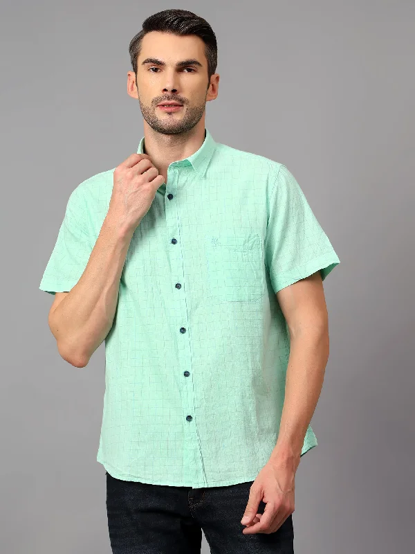 Men's Light Green Casual Small Checks Half sleeve Shirt