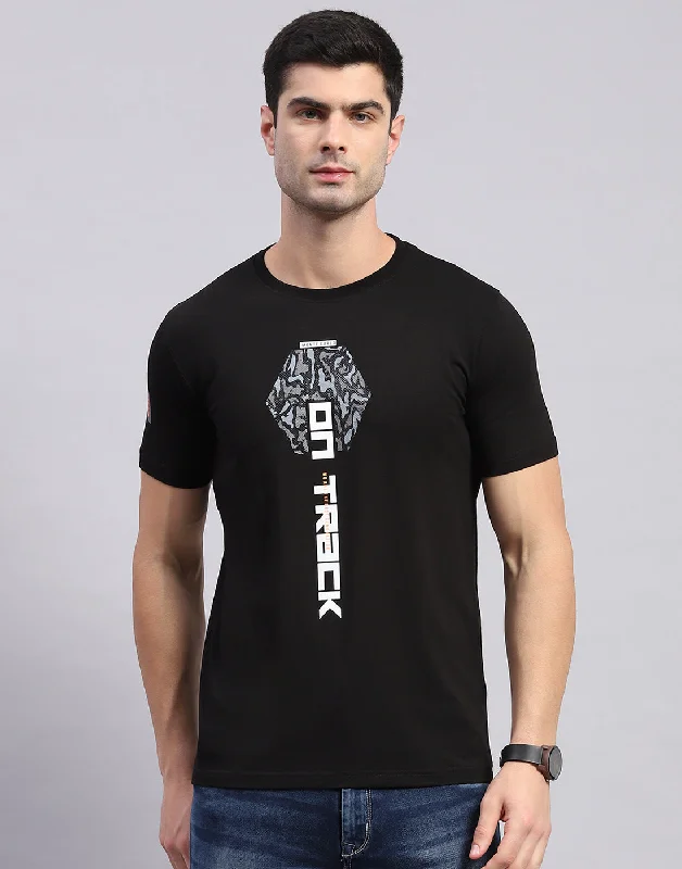 Men Black Printed Round Neck Half Sleeve T-Shirt